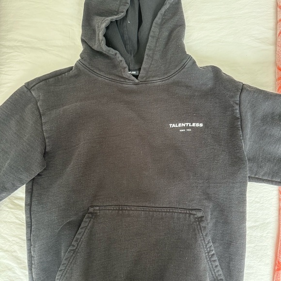 Talentless hoodie - Picture 3 of 6